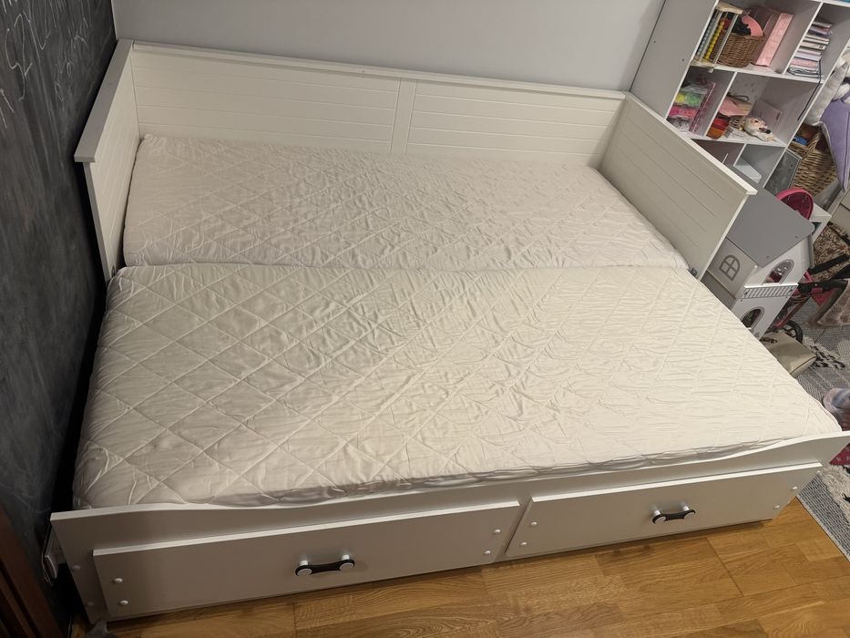 Łóżko typu hemnes