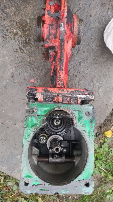 Продам редуктор і коропка на мотоблок