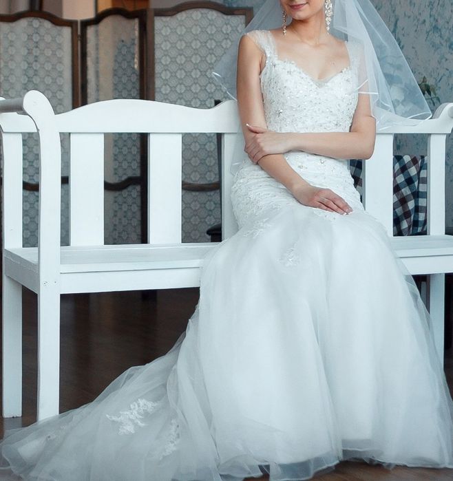 Шикарное свадебное платье размер S (40-44)