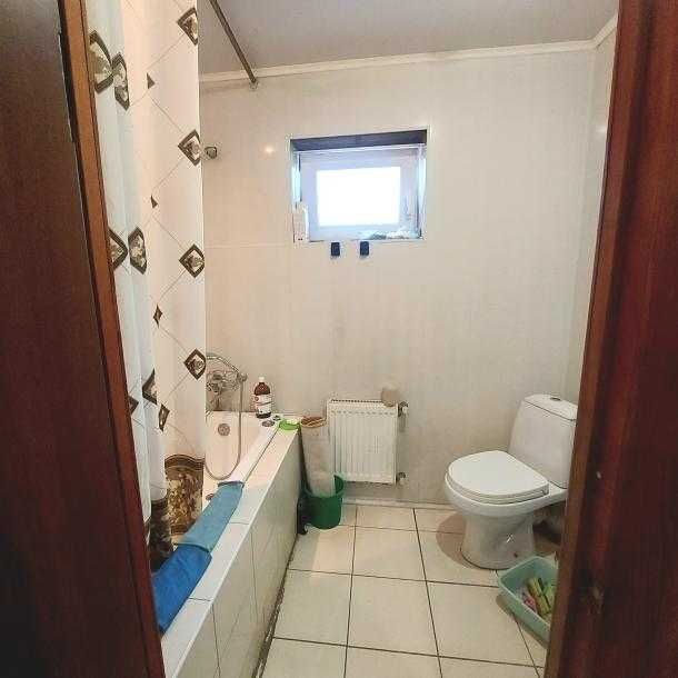 Продам будинок район Комунальний ринок