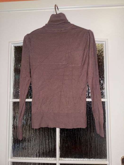 Brązowy golf damski