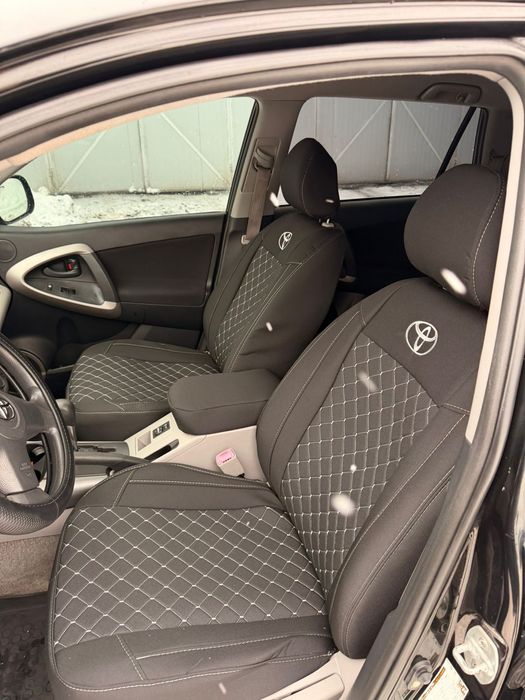 Toyota RAV4 LONG 2006 2.4 газ/бенз для військового