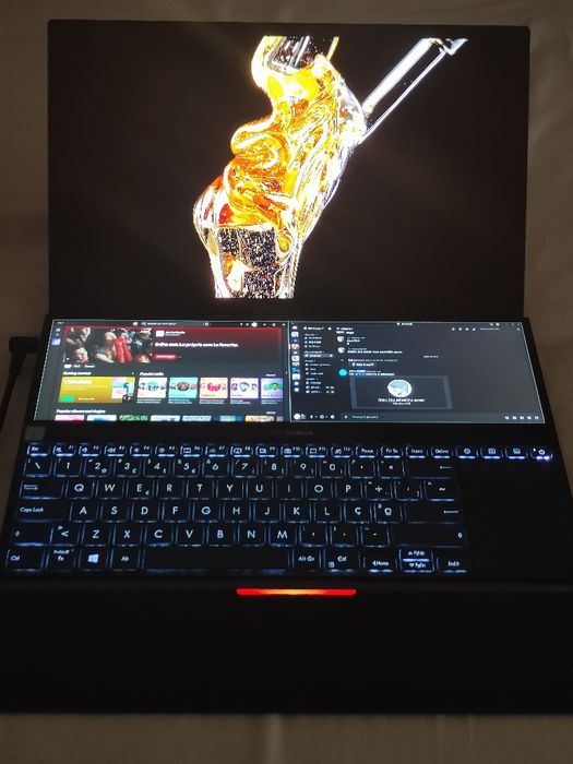 Asus Zenbook Pro Duo 4K OLED