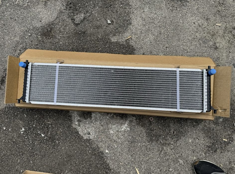 Радиатор Tesla Model S
