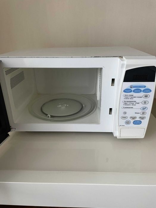 Продам мікрохвильову піч LG, Б/В