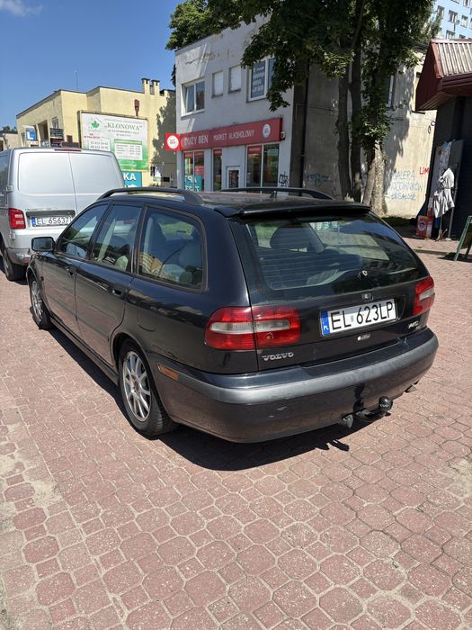 Volvo v40 1.9D 2001