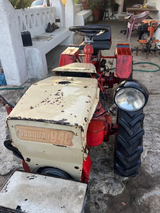 Trator Pascoal 21cv 4x4