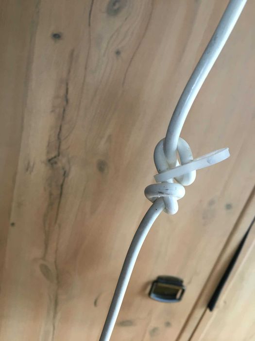 3 plastikowe lampy wiszące