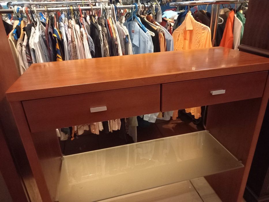 Movel de entrada ou aparador