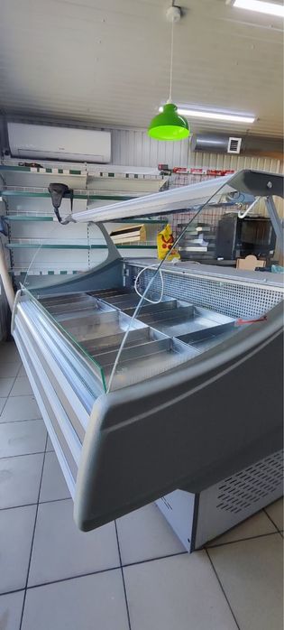 ЦЕНУ СНИЖЕНО Универсальная холодильная витрина Технохолод для бизнеса