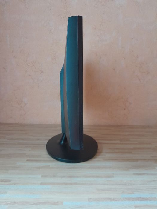 Монитор Samsung E1920N LS19CLYSB Black