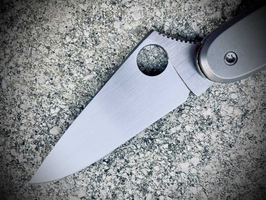 Victorinox Pioneer Custom em titânio, canivete suiço