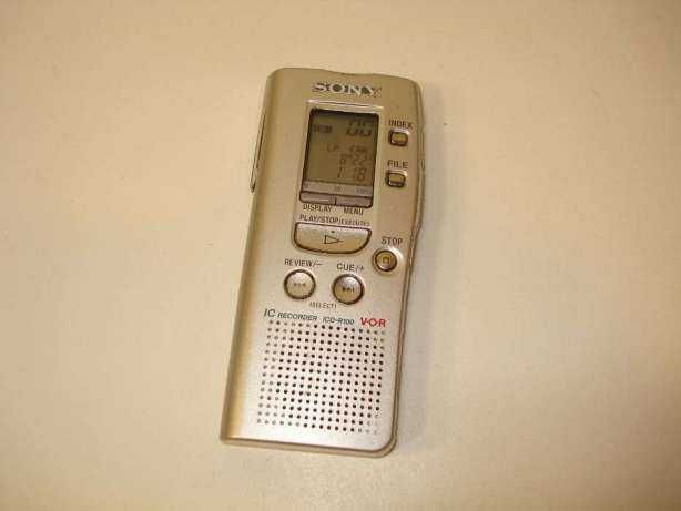 цифровой диктофон Sony ICD-R100