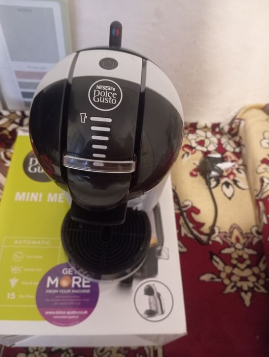 Капсульна кавоварка Dolce Gusto.