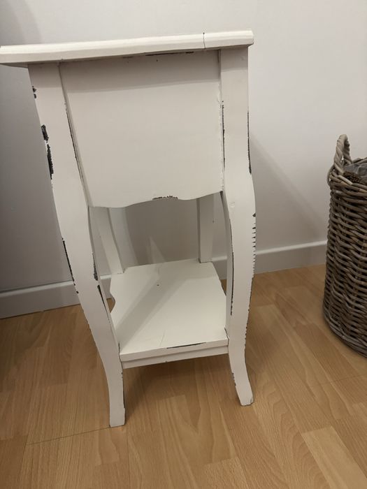 Miloo Home stolik Fiorella 40x31x68 cm biały