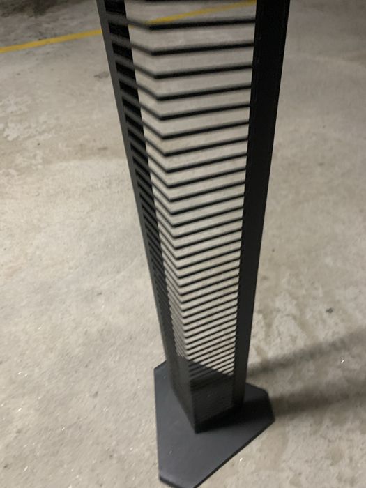 Expositor para 50 cds preto como novo