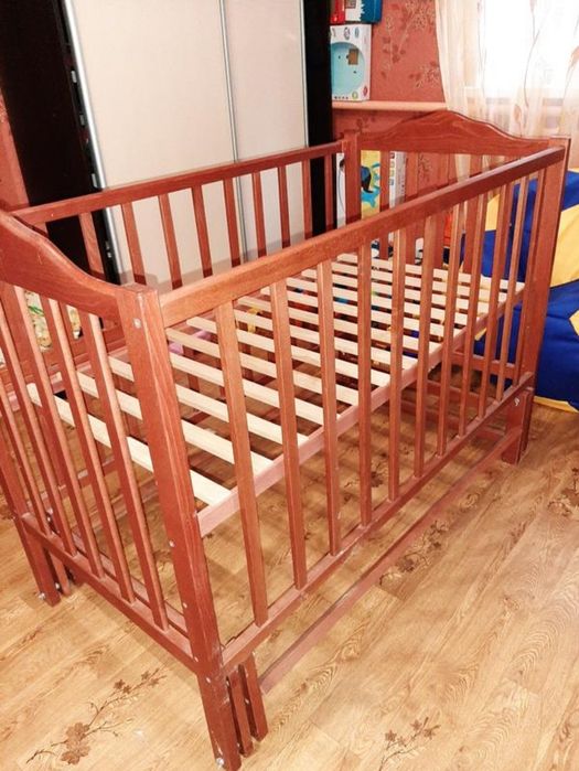 Комплект ліжко+матрац+чохол клейонка-простирадло+комплект в ліжечко