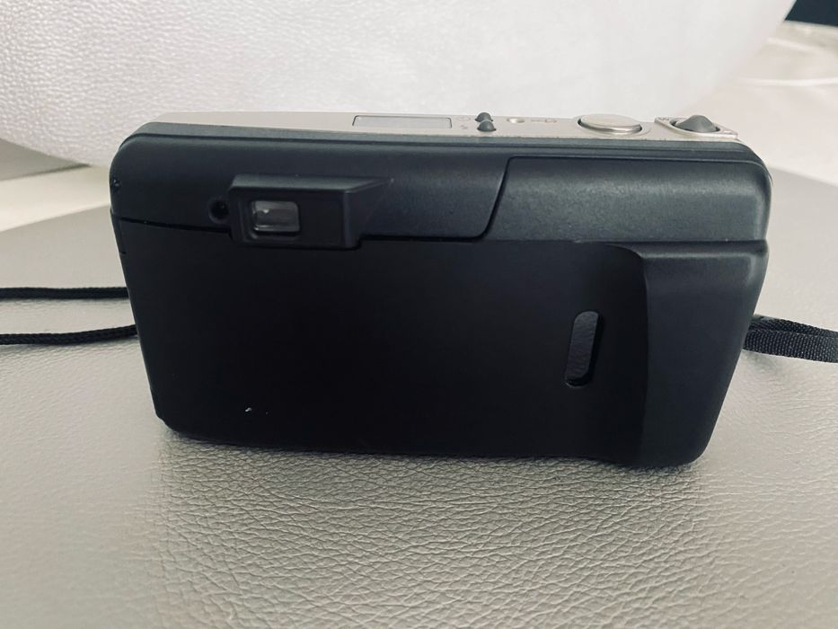 Olympus Superzoom 80G.