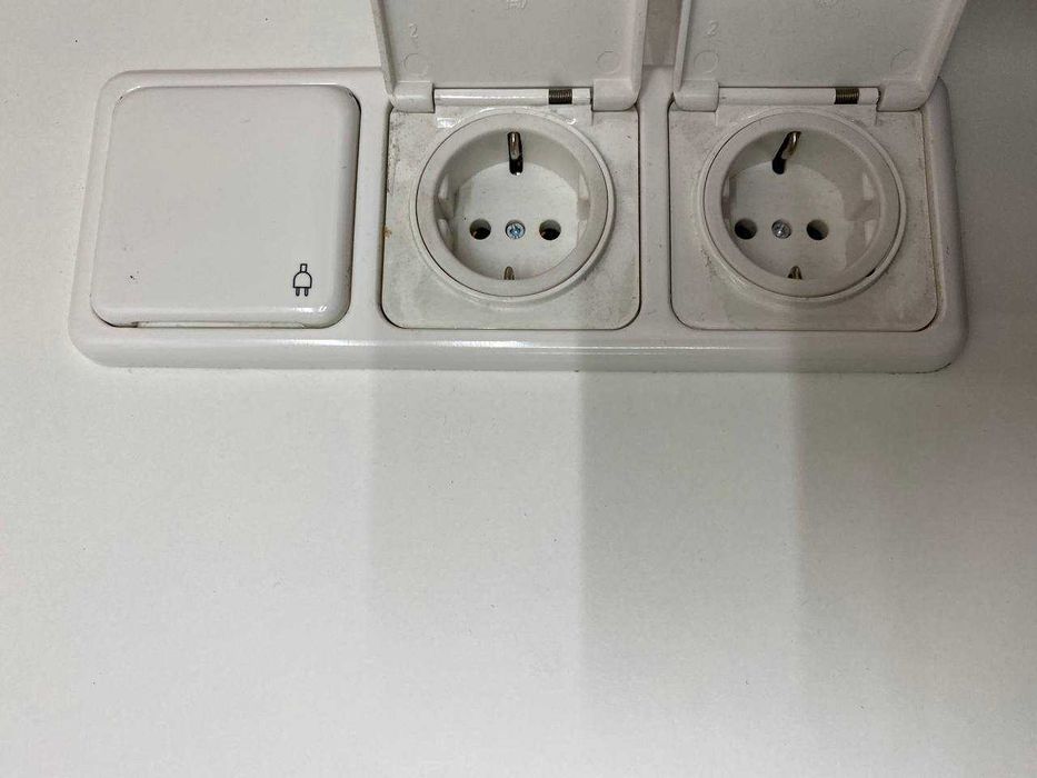 Письмовий стіл Джет-O 29 прямий з тумбою 1300х700х750мм м. Шулявська