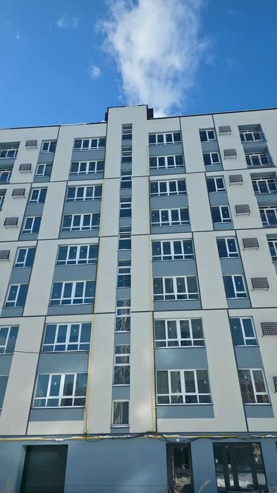 Продам 2 кімнатну видову квартиру, 58,4м в готовому будинку, і\о, бті.