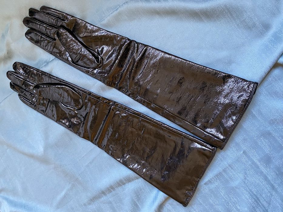 Довгі перчатки рукавички жіночі латексні вінілові лакові лаковані