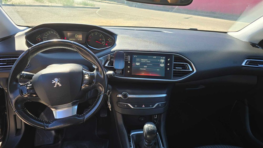 Peugeot 308 SW 1.6 BlueHDI 120Cv, Muito estimada