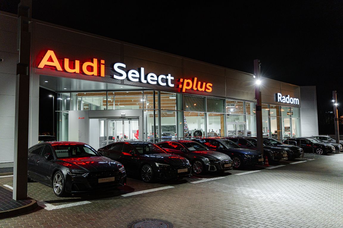 Audi Select :plus Radom top banner