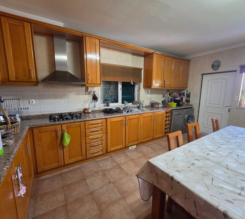 Moradia Isolada Térrea T3 Excelente Localização