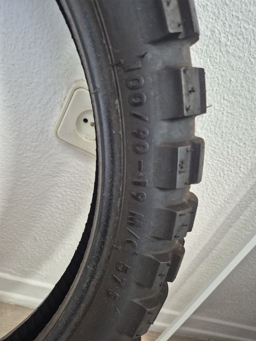 Vendo par de pneus Continental TKC 80 Twinduro