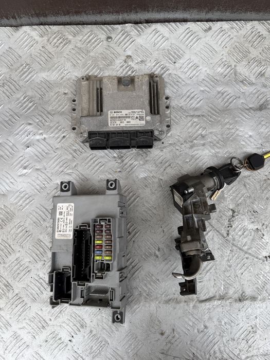 Блок эбу мозги Пежо биппер 12 год peugeot bipper fiorino 9666432480