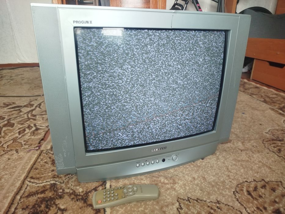Samsung CS-21D8R 21" ЭЛТ телевизор, рабочий, с пультом