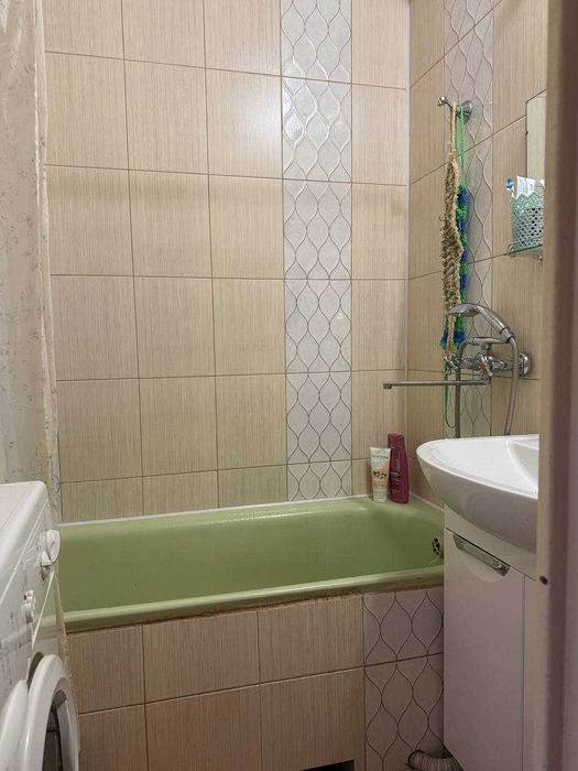 Пропонується до продажу трикімнатна квартира в районі Масани!