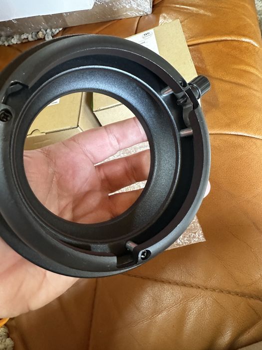 Адаптер NiceFoto SN-18, перехідне кільце для студійних моноблоків та софтбоксів