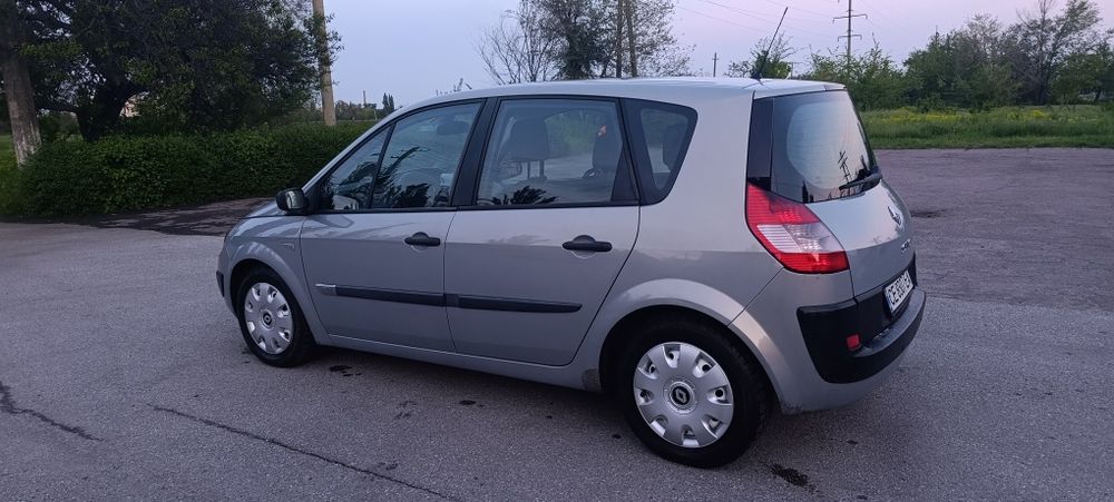 Renault scenic 2005 1.9 dci 6ст