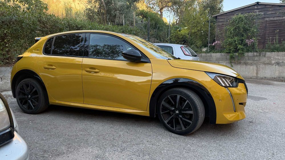 Peugeot 208 GT 2022