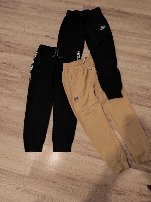 Zestaw ubrań chłopięcych roz 134-140