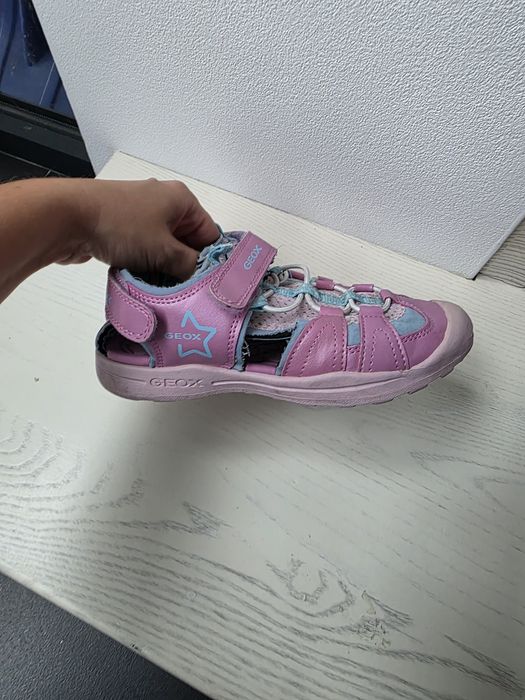 Sandały pólsandały dziewczęce geox 33