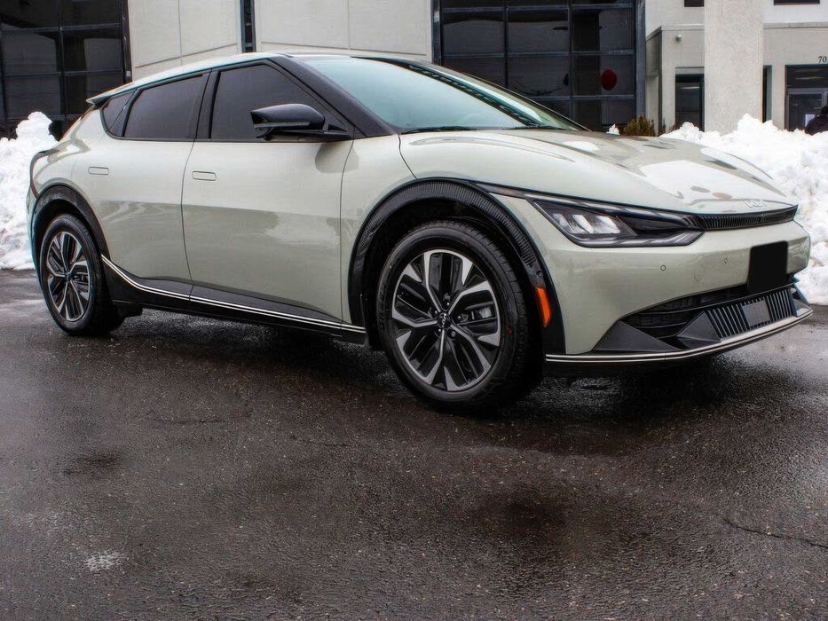 Kia EV6 GT      2023
