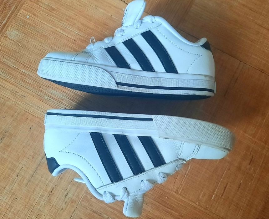 Ботинки Ecco черевики Туфлі  Кросівки Аdidas