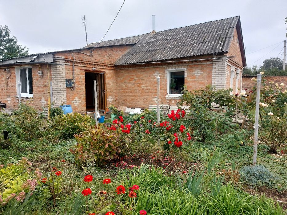 Продаж цегл.буд.Бучми,вул.Чумацька.10с.Газ,вода,криниця.Санвузол,сарай