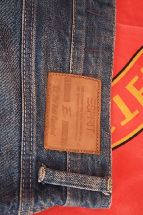 Promocja spodnie jeans Esprit