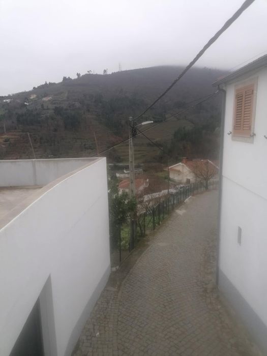 Moradia em Penajoia. Lamego