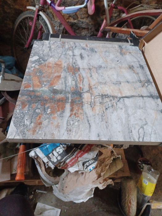 Płytki ceramiczne podlogowe