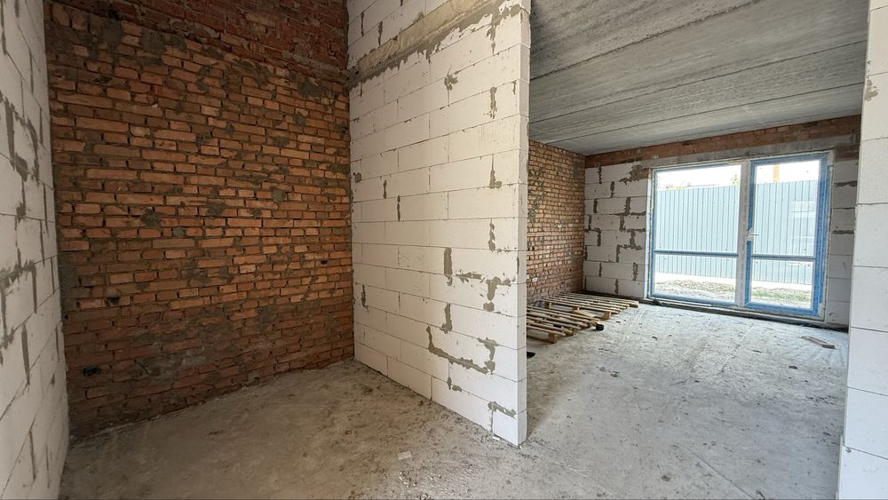 ТаунХаус 3 кімнати 85 м2 власний двір в ТОП Локація в Місті