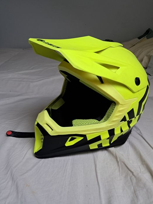 Kask raven rozmiar M