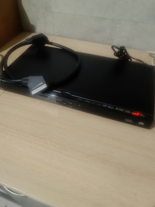 Odtwarzacz DVD Manta.