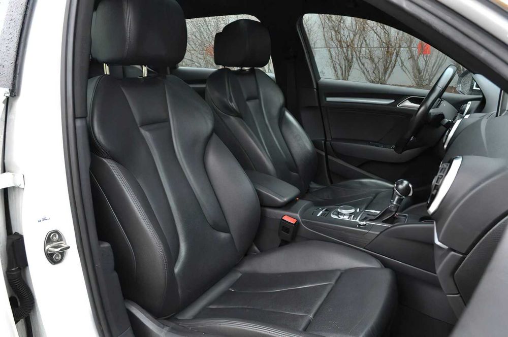 Audi A3  e-tron Premium Plus      2016
