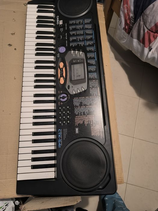 Teclado Casio venda urgente