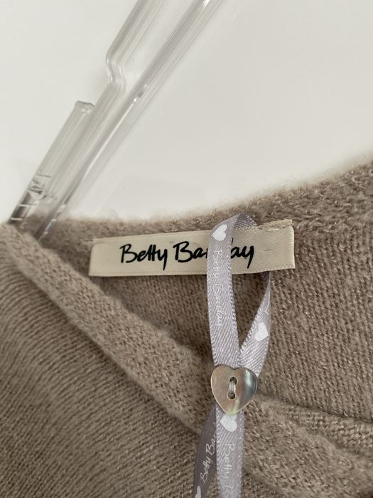 OKAZJA- Ponczo / Betty Barclay