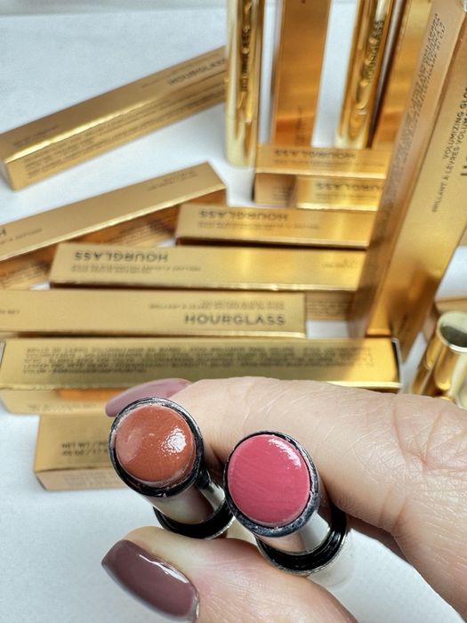 Помада бальзам блиск Hourglass 100 120